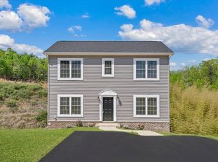 324 Woodside Dr, Salem, VA 24153