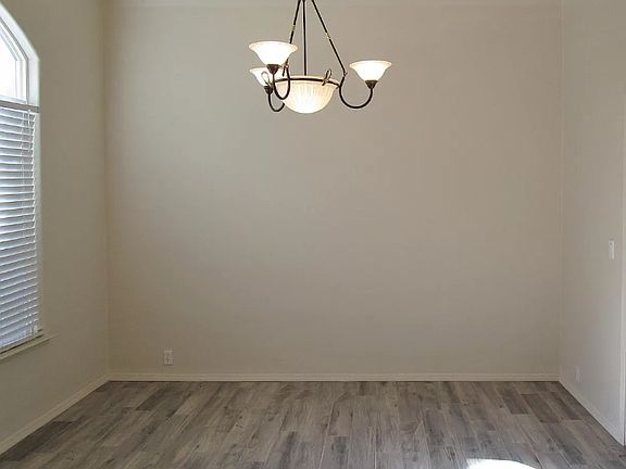3rd image of 2480 Cabrillo Ct