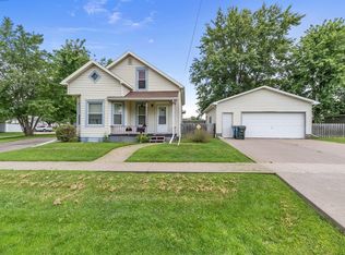 107 Bridgeman St, Muscatine, IA 52761
