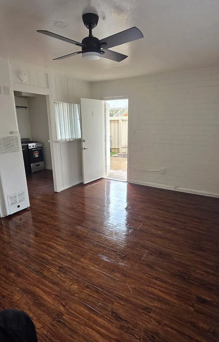 Studio, 400 sqft, $2,195 — Photo 1