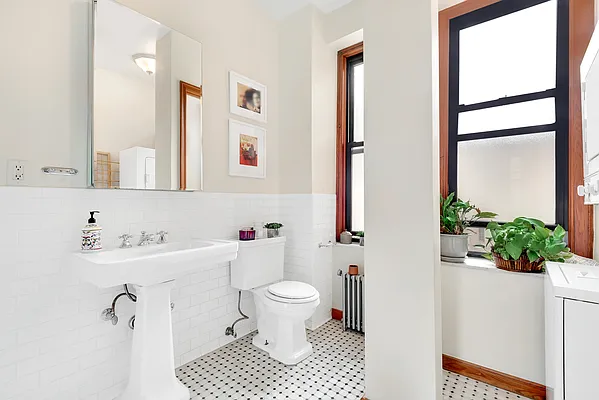 Sold by Douglas Elliman | media 4