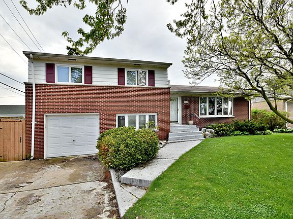 2nd image of 1202 Winston Dr