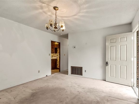 5th image of 537 41st St