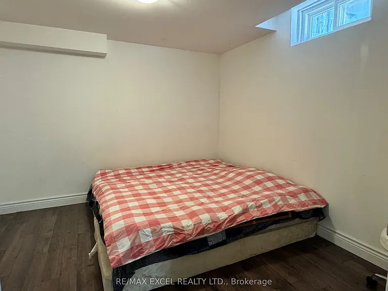30 Marion Cres — Photo 8