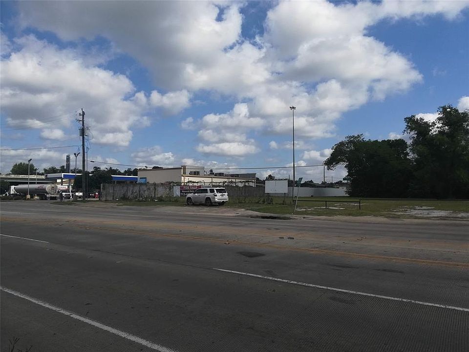 1st image of 3605 E Crosstimbers St