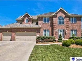 17252 Madison St, Omaha, NE 68135