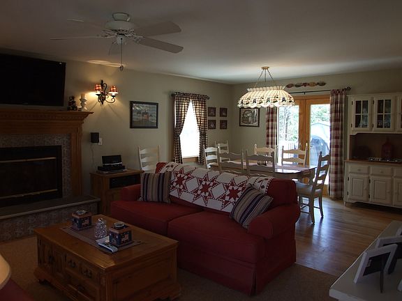 5th image of 150 Woodbine Dr