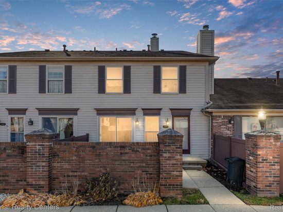 41060 Northwind Dr, Canton, MI 48188