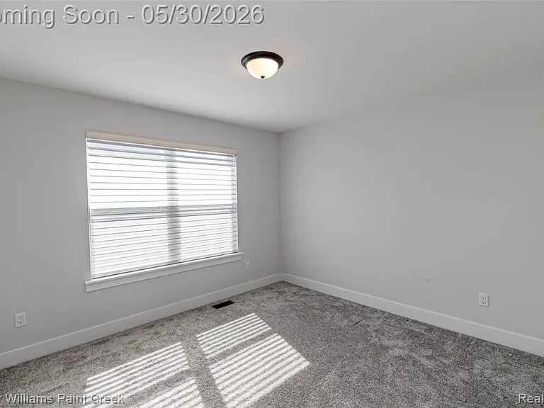 375 Amelia Cir — Photo 50