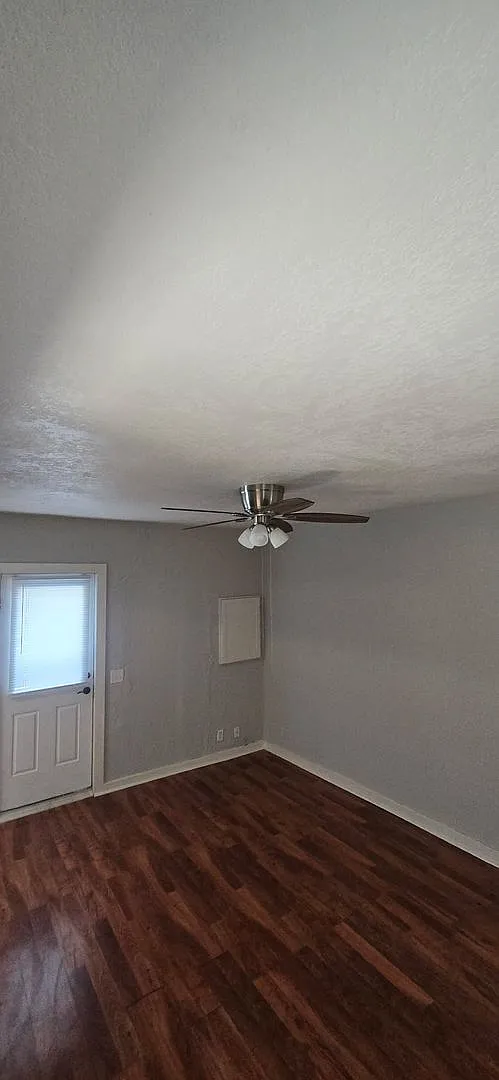 808 2nd Street — Photo 3