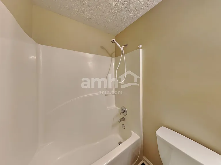 303 Cole Creek Dr — Photo 15