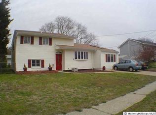 1158 Pioneer Dr, Toms River, NJ 08753