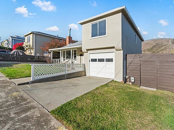 3rd image of 406 Larch Ave