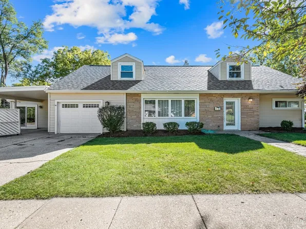 1304 E Illinois St, Wheaton, IL 60187