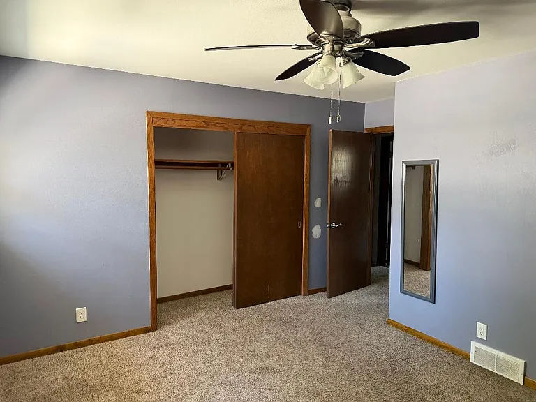 860 Harding Ave — Photo 8