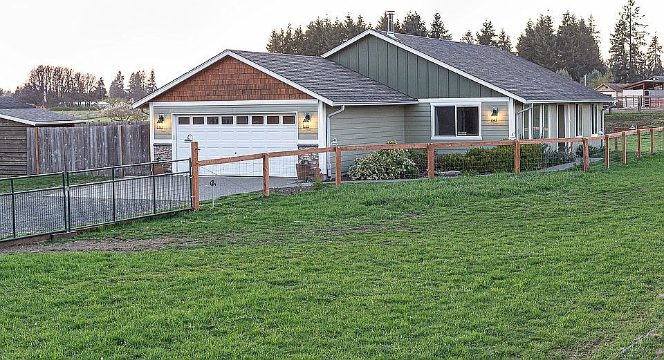 1st image of 18300 122nd Ln SE