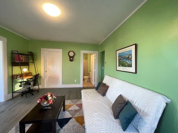 753 Cranston St FLOOR 2