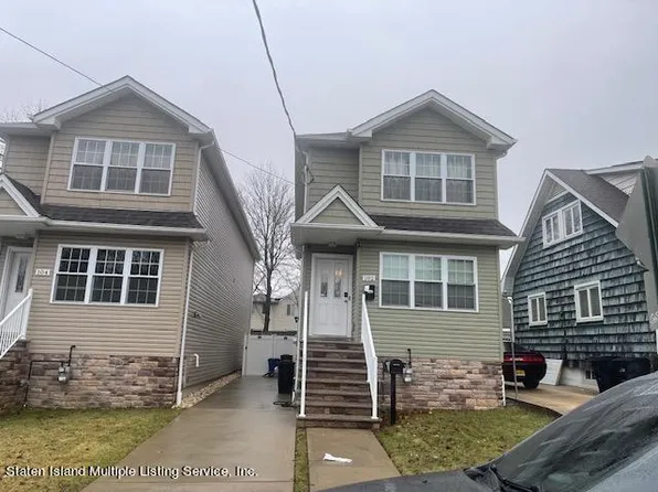 102 Maple Pkwy, Staten Island, NY 10303