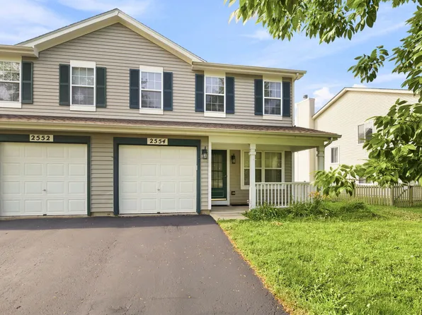 2554 Warm Springs Ln, Naperville, IL 60564