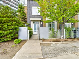 370 Square One Dr #1, Mississauga, ON L5B 0E6