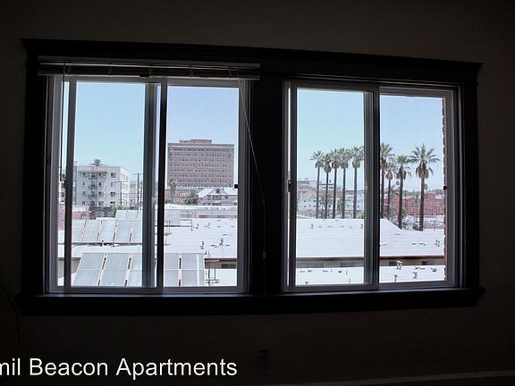 4th image of 945 Beacon Ave APT 406