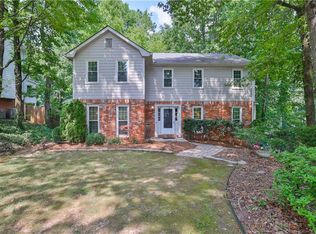 325 Spring Ridge Dr, Roswell, GA 30076
