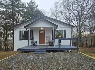 3424 Hawley Rd, Christiansburg, VA 24073