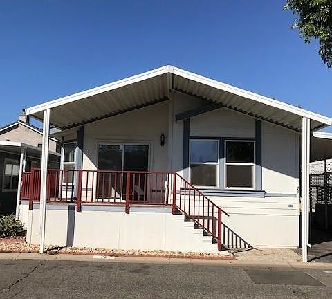 Built in 2001, this home offers new paint and carpet.  It has a great location not far from the clubhouse, pool and greenbelt area.  Welcome home!  Make it yours today....