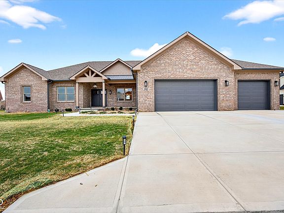 2nd image of 3462 N Timberlake Dr