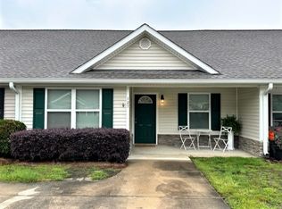 127 Joshua Cir, Brunswick, GA 31525