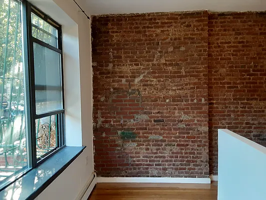 Rented by Corcoran | media 27