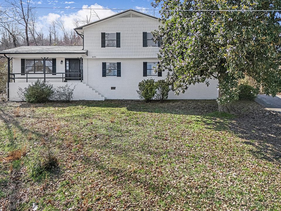 1st image of 6103 Lottie Ln
