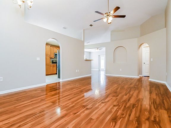 3rd image of 8212 Settlers Creek Loop