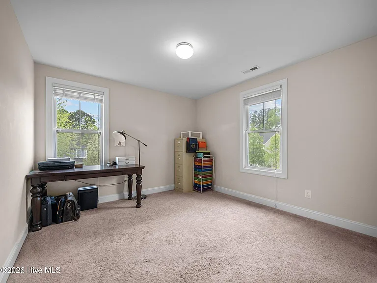 154 Cornel Ln — Photo 22
