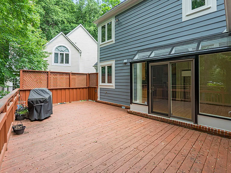 7926 Long Ridge Ct — Photo 36
