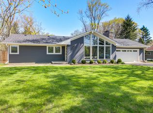 736 W Northwest Hwy, Palatine, IL 60067