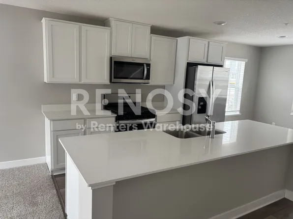 12572 Guadalcanal Cir NE #F, Blaine, MN 55449