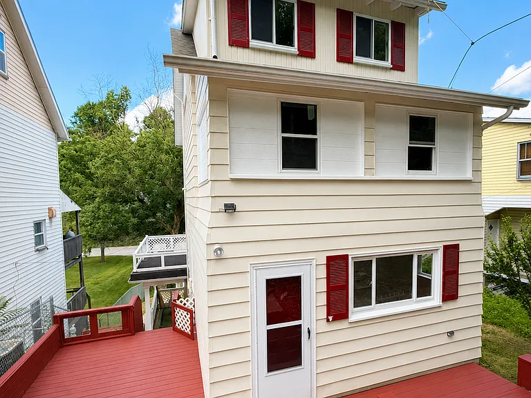 15 Old Soose Rd — Photo 2