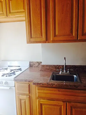 Rented by Elinor Taasa, LREB | media 35