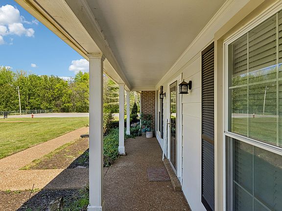 3rd image of 1044 Todd Preis Dr