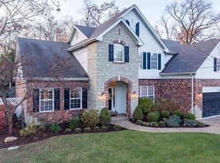 1591 Forest View Dr, Saint Louis, MO