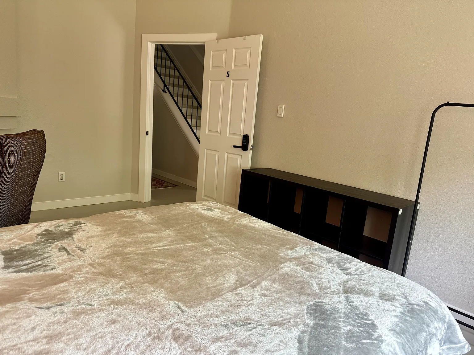 4 bed, 2.5 bath, 2238 sqft, $905 — Photo 4