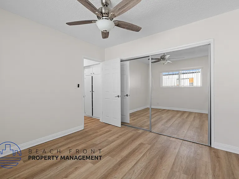 12417 Benedict Ave. — Photo 17