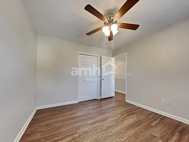 5212 Man O War Dr — Photo 17