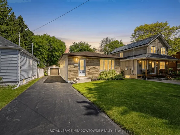 101 King St, Halton Hills, ON L7G 2G8