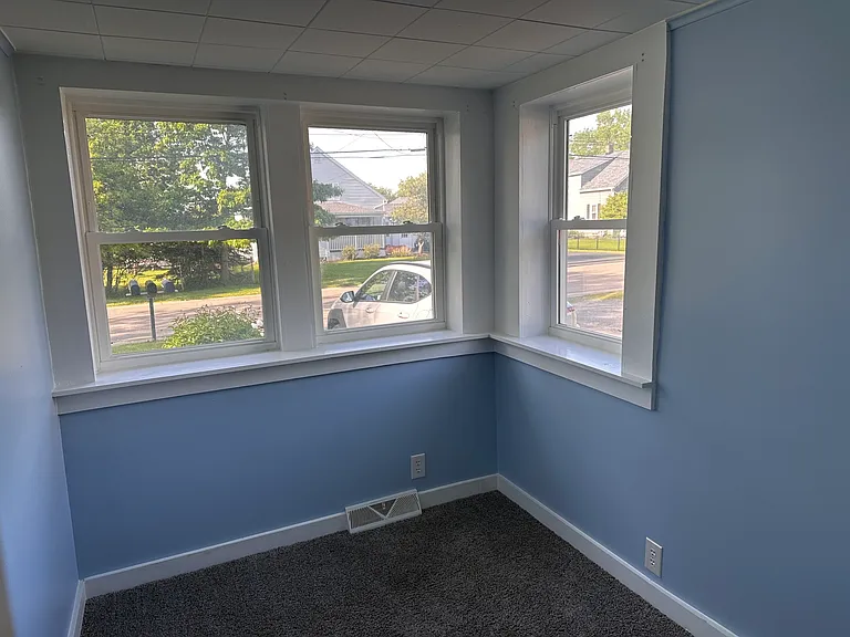 345 Vistula Ave — Photo 10