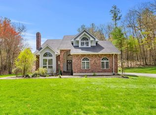 6 Foster St, Boxford, MA 01921