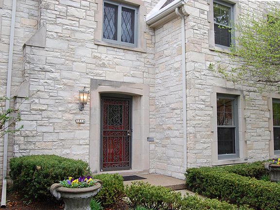 3rd image of 7814 W Wisconsin Ave
