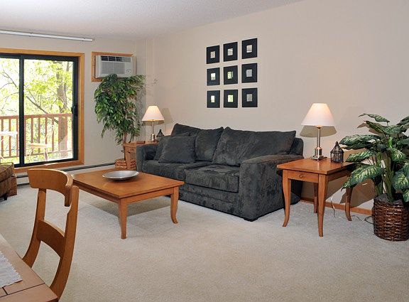 3rd image of 1322 Alton St #2nd