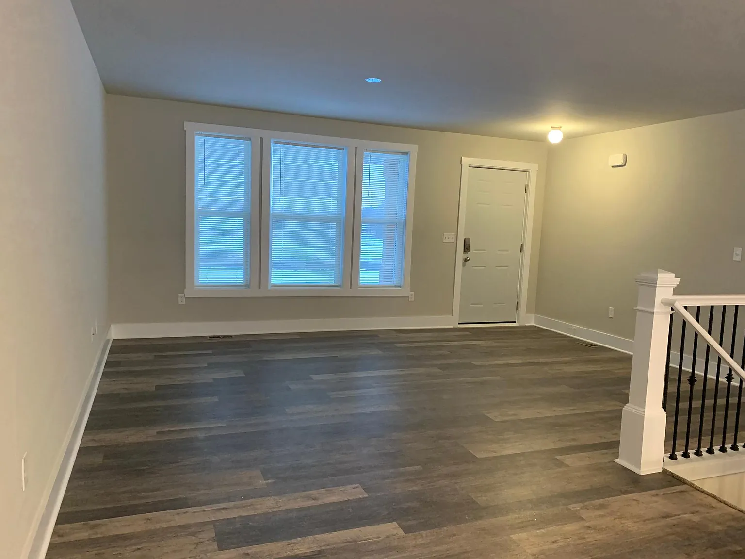 15135 Yellowstone Dr — Photo 4